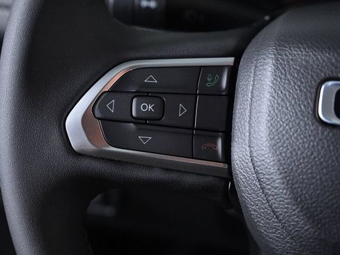 Used 2022 Jeep Compass Latitude FWD image 13