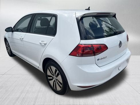 Used 2016 Volkswagen e-Golf SE FWD image 6