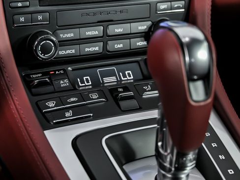 Used 2023 Porsche 718 Cayman GTS image 35