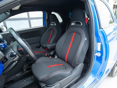 Used 2018 FIAT 500 Abarth FWD image 5