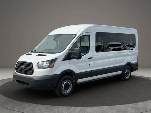 Used 2018 Ford Transit 350 XL image 3