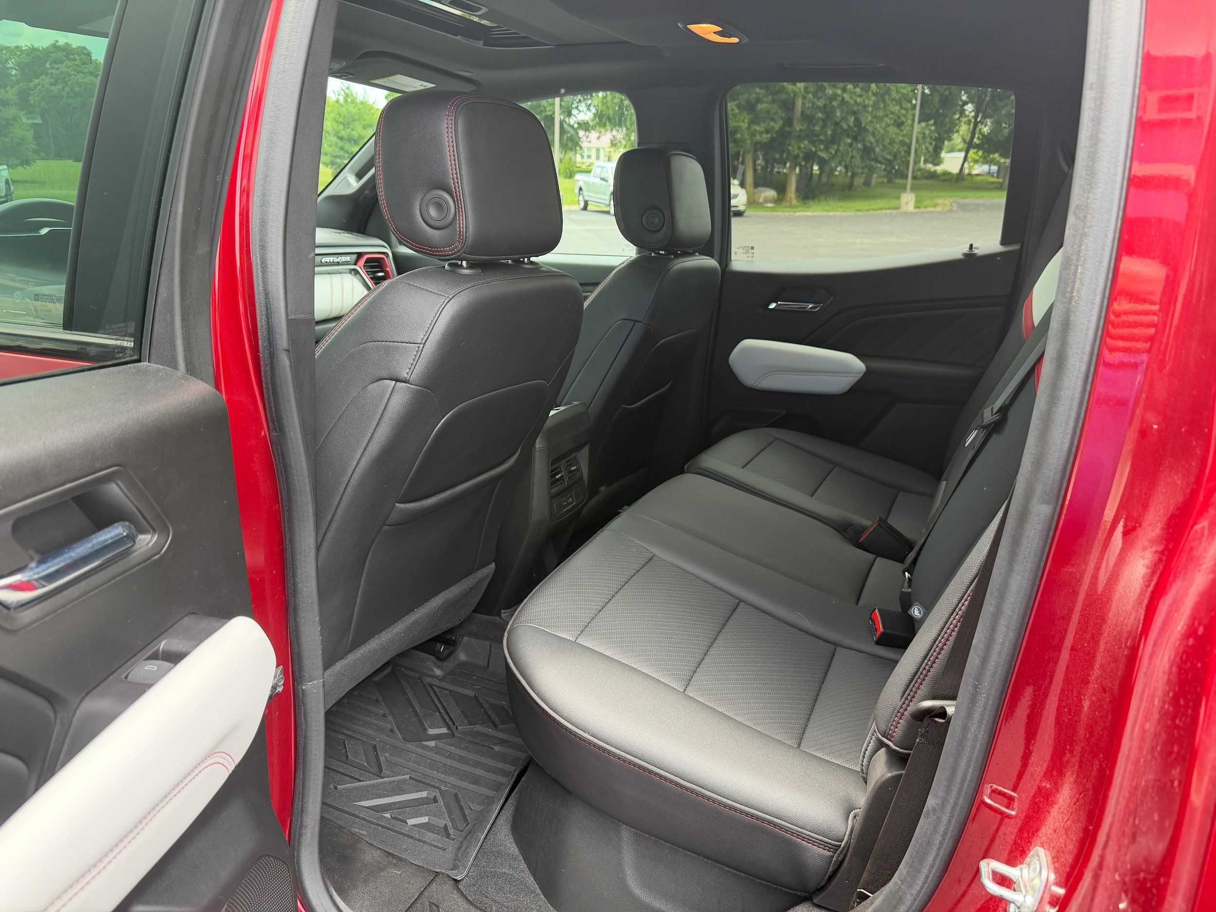 Used 2024 GMC Canyon AT4X AWD/4WD image 22