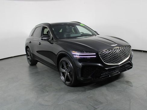 Used 2023 Genesis GV70 2.5T Sport Prestige w/ Sport Prestige Package image 12