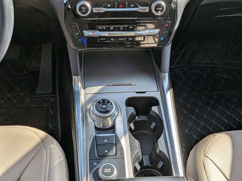 Used 2021 Ford Explorer Limited w/ Equipment Group 301A image 19
