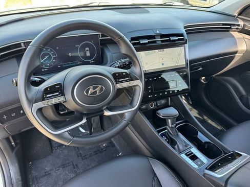 Used 2024 Hyundai Tucson SEL w/ Convenience Package AWD/4WD image 3