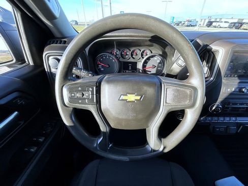 Certified 2022 Chevrolet Silverado 1500 Custom image 11