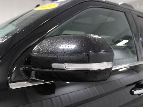 Used 2023 Ford Expedition Max Limited image 16