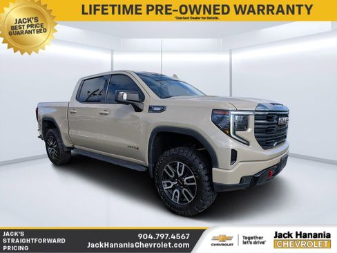 Used 2022 GMC Sierra 1500 AT4 image 1