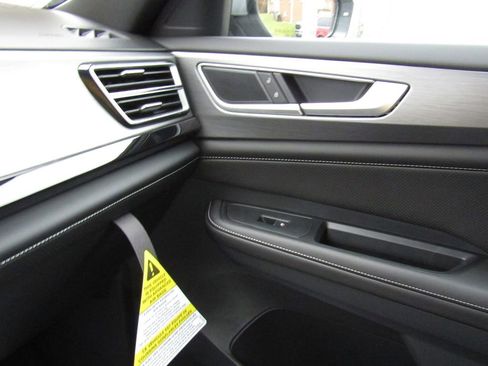 New 2026 Volkswagen Atlas Cross Sport SE AWD/4WD image 25