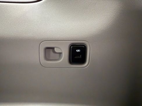 Used 2020 GMC Acadia SLT w/ LPO, Cargo Package image 37