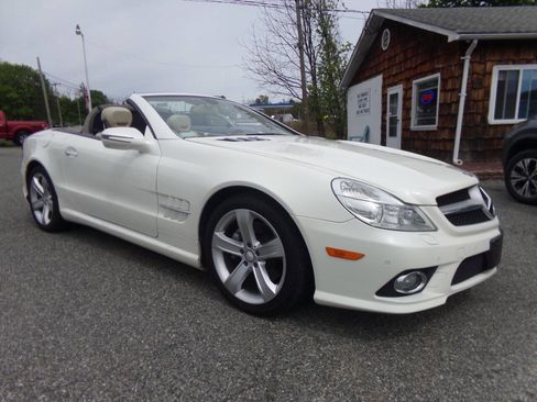 Used 2009 Mercedes-Benz SL 550 image 9