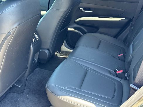 Used 2025 Hyundai Tucson SEL FWD image 21