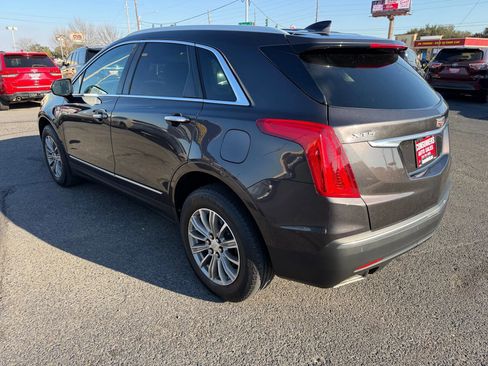Used 2017 Cadillac XT5 Luxury w/ Driver Awareness Package FWD image 17