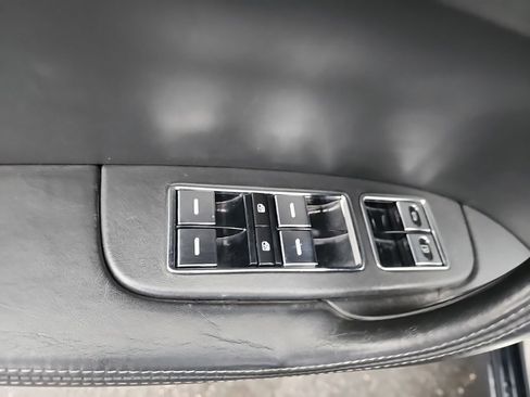 Used 2007 Bentley Flying Spur Flying Spur AWD/4WD image 32