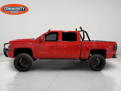 Used 2017 Chevrolet Silverado 1500 LT w/ All Star Edition AWD/4WD image 3