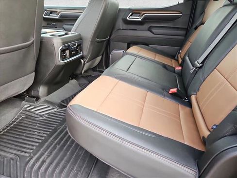 Used 2025 Chevrolet Silverado 1500 High Country w/ High Country Premium Package image 20