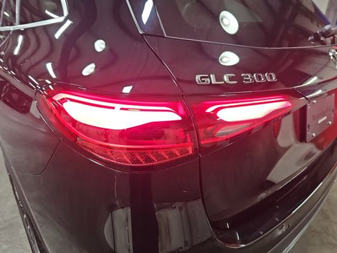 Used 2026 Mercedes-Benz GLC 300 4MATIC image 35