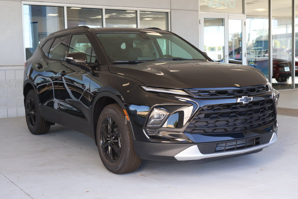 New 2026 Chevrolet Blazer LT w/ Sound & Technology Package AWD/4WD image 10