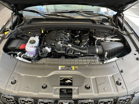 New 2025 Jeep Grand Cherokee L Summit w/ Advanced Protech Group IV image 42