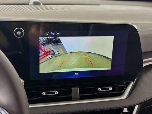 New 2026 Chevrolet Equinox LT w/ Convenience Package II image 14