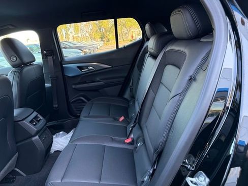 New 2026 Chevrolet Equinox EV LT image 25