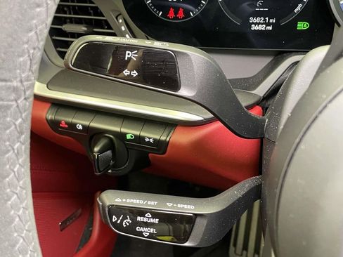 Used 2024 Porsche 911 Carrera S image 39