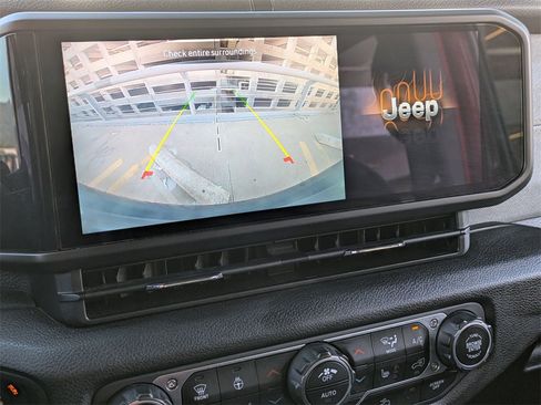 Used 2024 Jeep Wrangler Sport S image 16