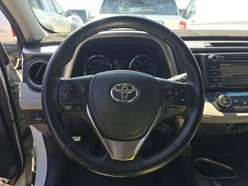 Used 2017 Toyota RAV4 XLE image 6