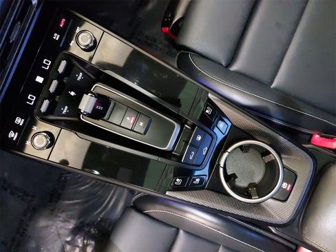 Used 2024 Porsche 911 Carrera 4 GTS image 28