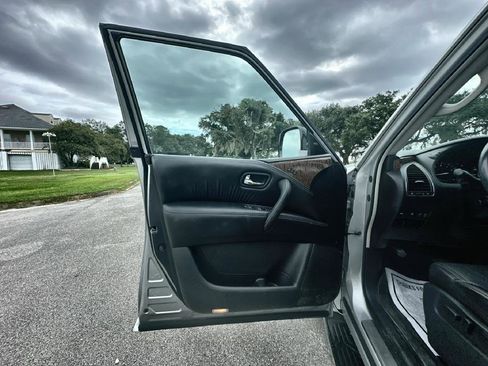 Used 2020 Nissan Armada Platinum w/ Captain's Chairs Package RWD image 11