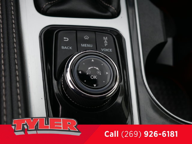 Used 2016 Nissan Maxima 3.5 SL w/ Interior Lighting Package FWD image 35