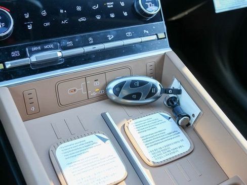 New 2026 Hyundai Santa Fe Calligraphy image 24