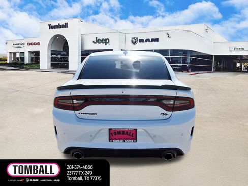 Used 2023 Dodge Charger R/T w/ Plus Group image 6