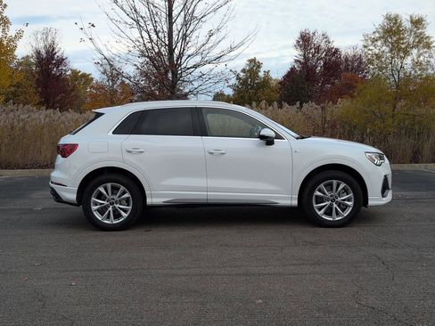 New 2025 Audi Q3 2.0T Premium image 39