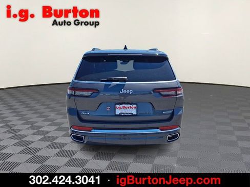Used 2025 Jeep Grand Cherokee L Summit AWD/4WD image 5