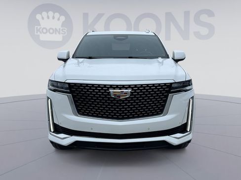 Used 2023 Cadillac Escalade ESV Premium Luxury image 11