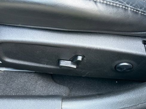 Used 2023 Dodge Charger R/T w/ Plus Group image 15