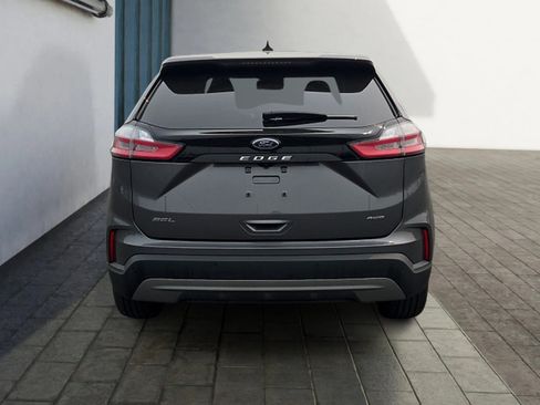 Certified 2024 Ford Edge SEL w/ Convenience Package AWD/4WD image 4