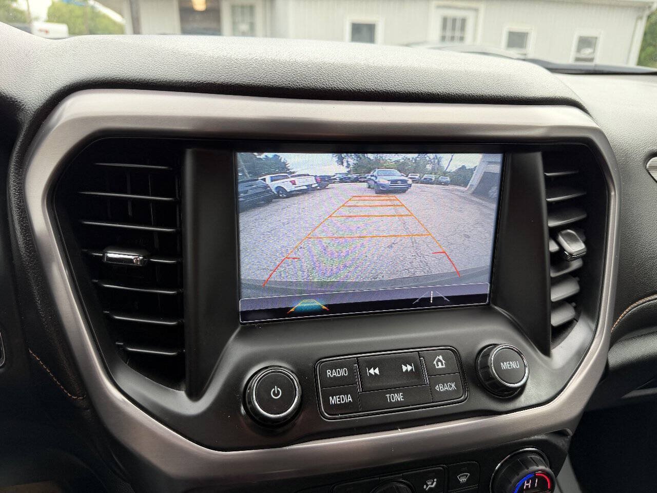 Used 2017 GMC Acadia SLE w/ Driver Alert Package I AWD/4WD image 14