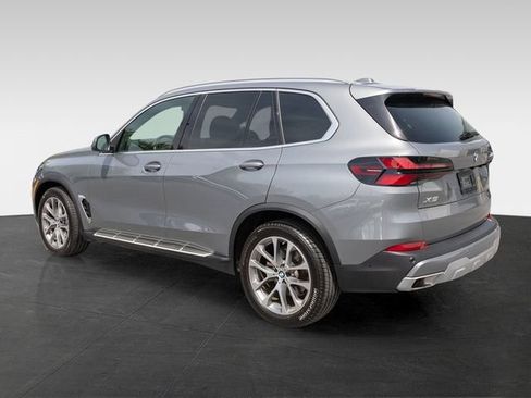 Used 2026 BMW X5 xDrive40i AWD/4WD image 7