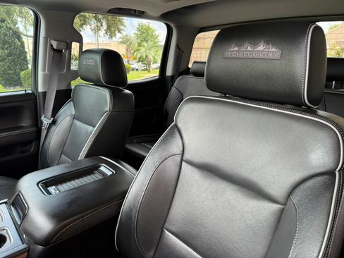 Used 2017 Chevrolet Silverado 2500 High Country w/ Duramax Plus Package AWD/4WD image 17