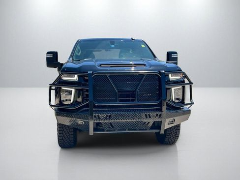 Used 2022 Chevrolet Silverado 2500 LT w/ Midnight Edition AWD/4WD image 2