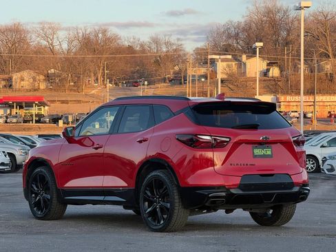 Used 2019 Chevrolet Blazer RS AWD/4WD image 2