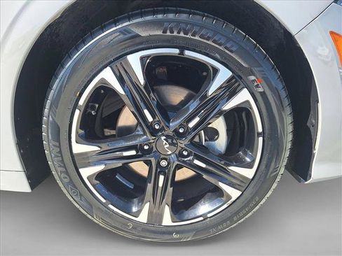 Used 2024 Kia K5 GT-Line w/ GT-Line Premium Package FWD image 21