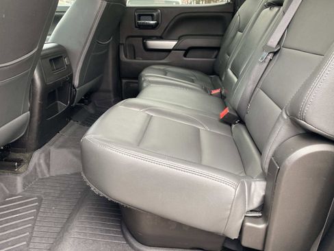 Used 2018 Chevrolet Silverado 1500 LT w/ All Star Edition image 20