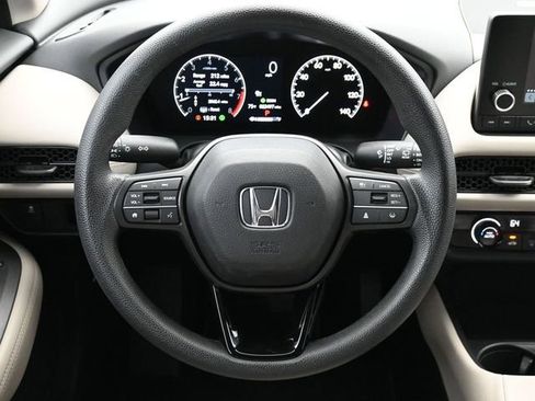 Used 2025 Honda HR-V LX image 23