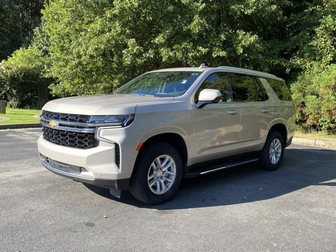 Used 2023 Chevrolet Tahoe LS w/ Driver Alert Package RWD image 5