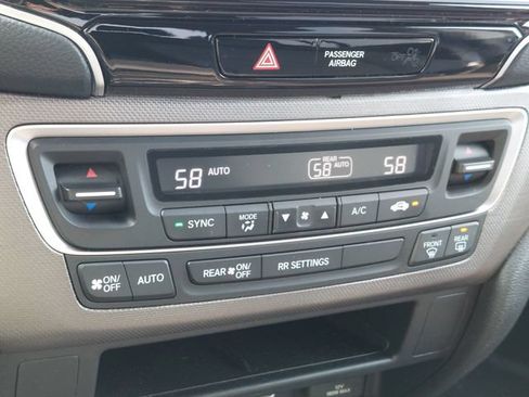 Used 2025 Honda Ridgeline Sport image 35