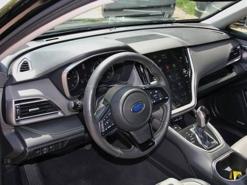 Used 2024 Subaru Outback Onyx Edition AWD/4WD image 19