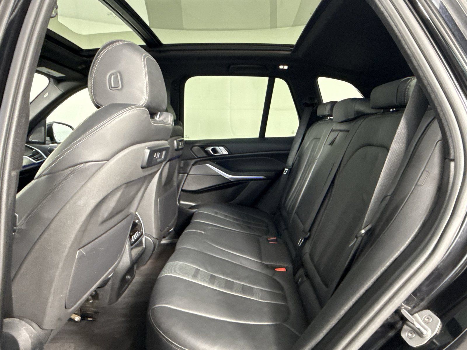 Used 2020 BMW X5 xDrive40i w/ Convenience Package AWD/4WD image 23